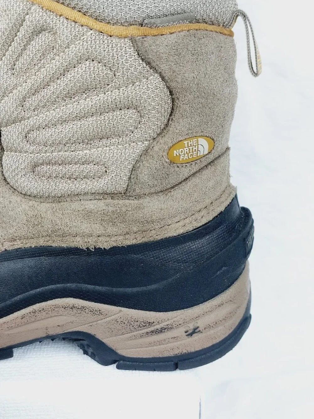 The North Face Boys Beige Chilkat Waterproof Insulated Pull-On Snow Boots Size 5